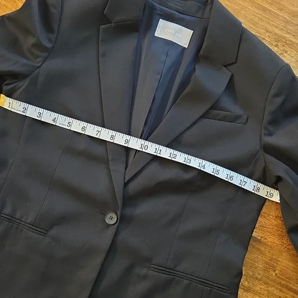 Everlane Black Blazer NWT ( flaw) - Picture 14 of 16